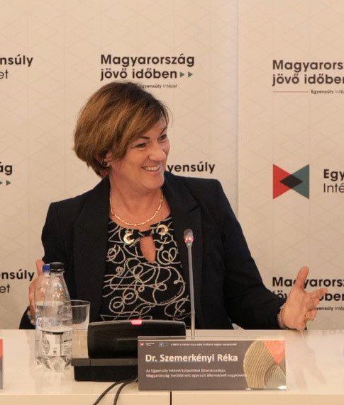 Szemerkényi Réka, Magyarország volt washingtoni nagykövete 2023 őszétől kül- és biztonságpolitikai főtanácsadóként segíti az Egyensúly Intézet munkáját